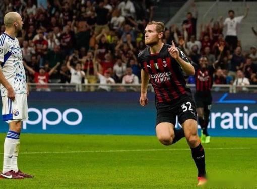 斯基拉：若米蘭不降買斷費，博洛尼亞將放棄購入波貝加