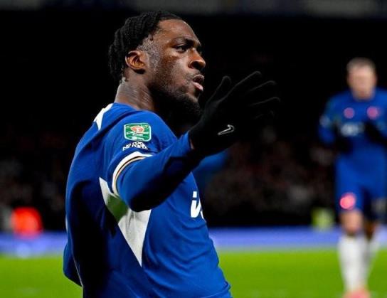 羅馬諾：切爾西欲今夏出售迪薩西，球員將缺席世俱杯