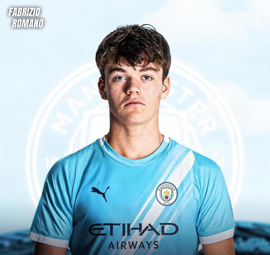 羅馬諾：曼城完成尼潘簽約，周一體檢安排確認