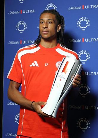 半場兩球兩助攻！奧利塞當選拜仁10-0奧克蘭城最佳球員