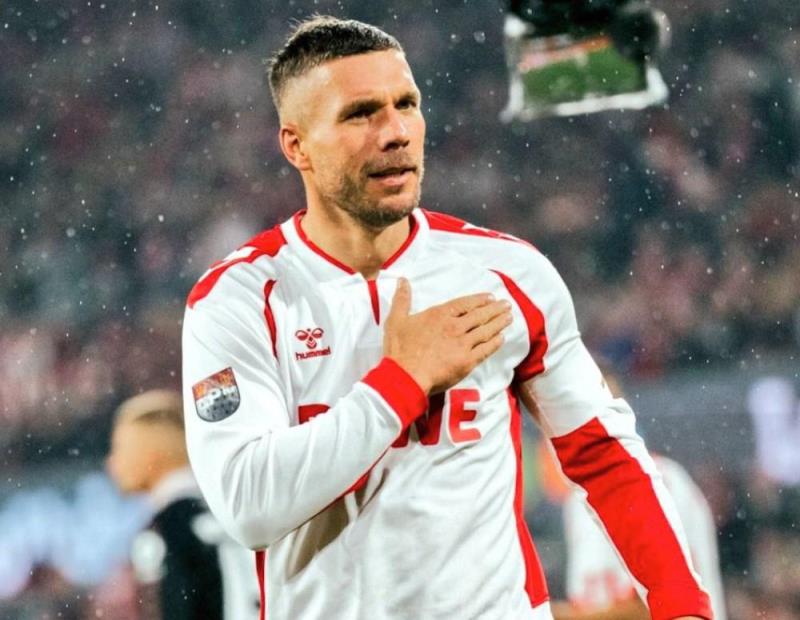 扎布熱礦工官方回應(yīng)：波多爾斯基明確否認(rèn)發(fā)表歧視中國球迷言論