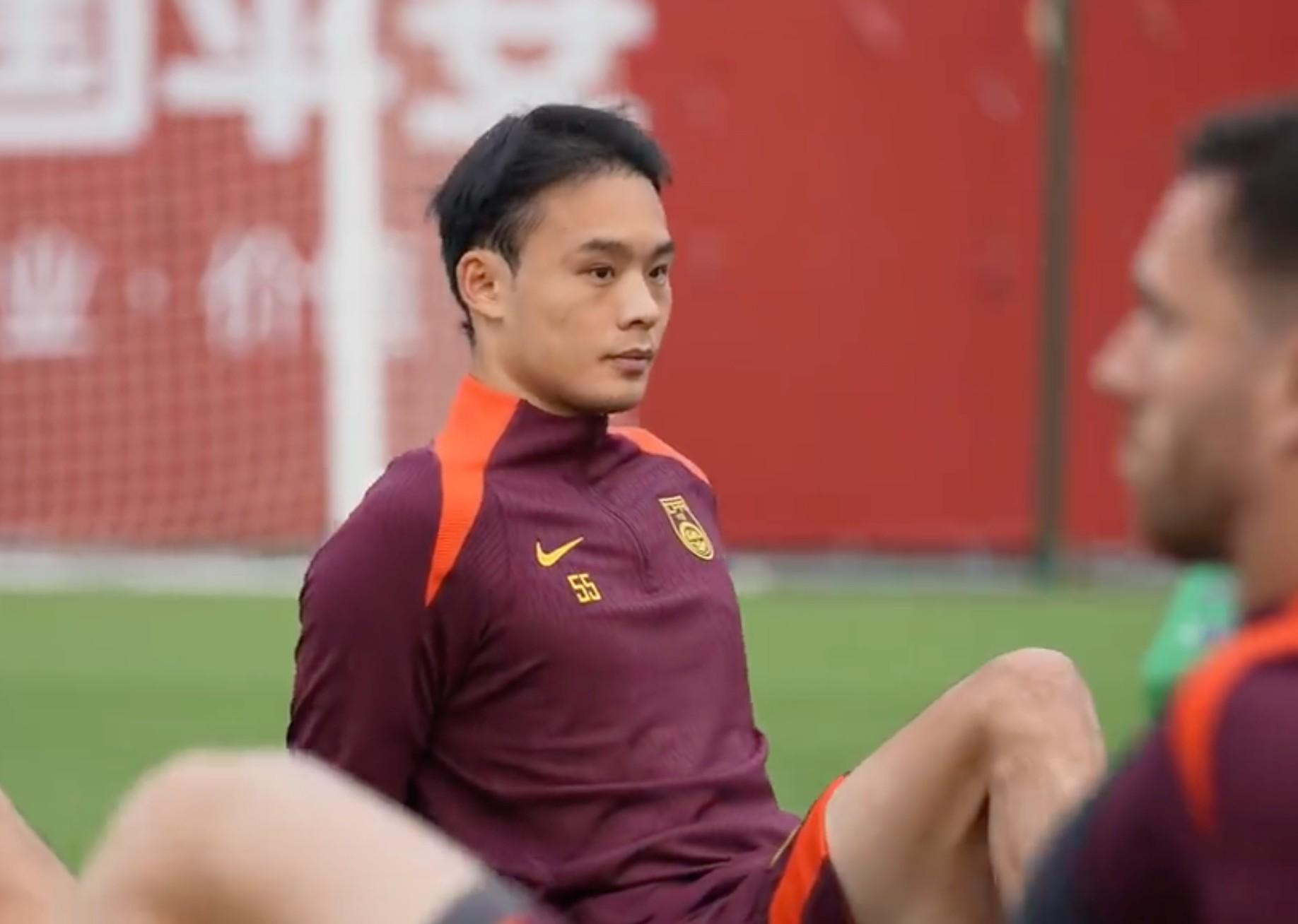 北青：劉若釩因腿部肌肉疼痛缺席，宋凱、許基仁全程督軍