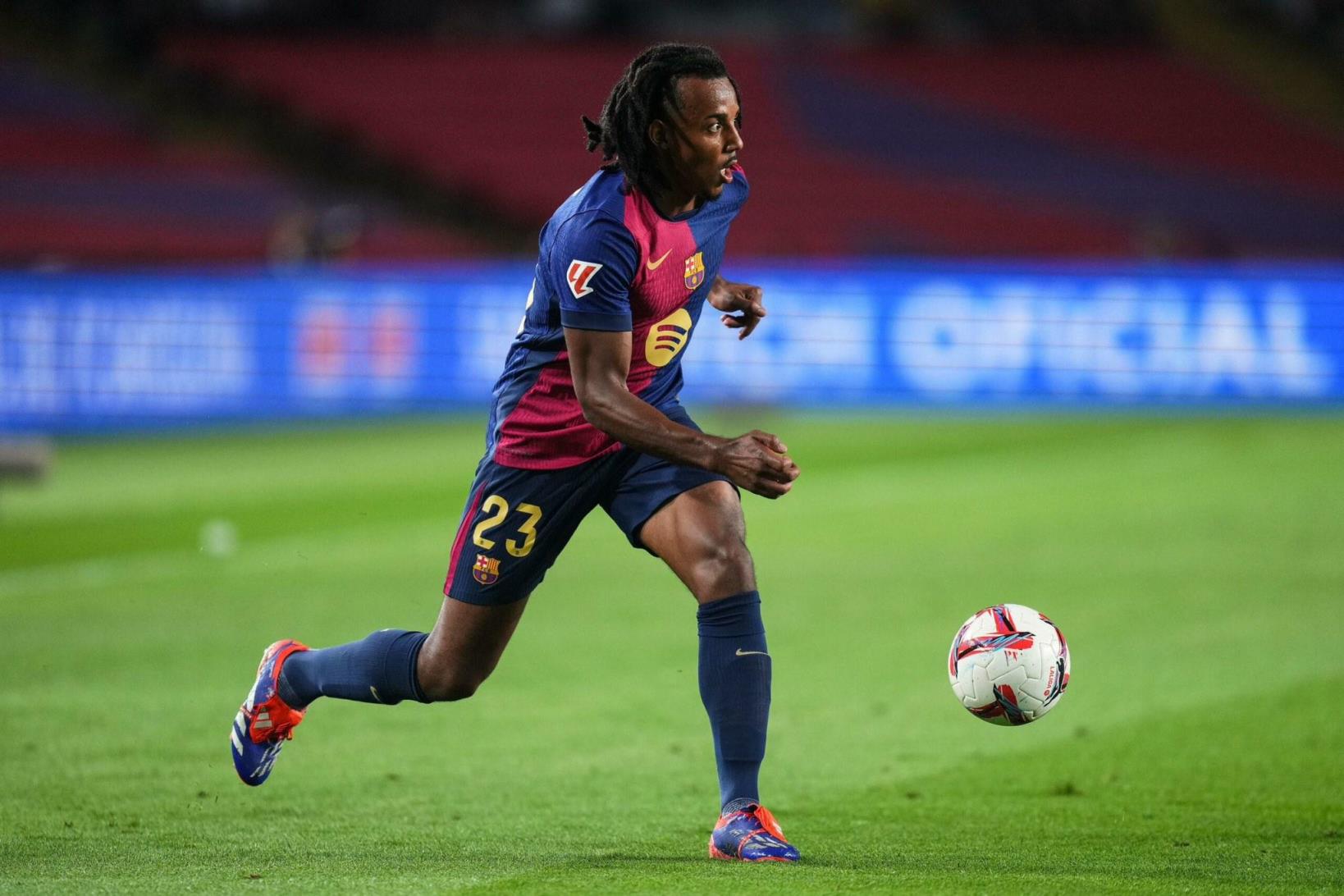 孔德口頭同意與巴薩續(xù)約