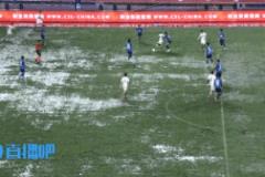 水停球助攻穆本扎單刀破門，鐵人1-2逆轉(zhuǎn)扳平