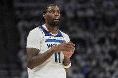 美記：森林狼今夏重點簽下里德 球隊仍視他為核心成員