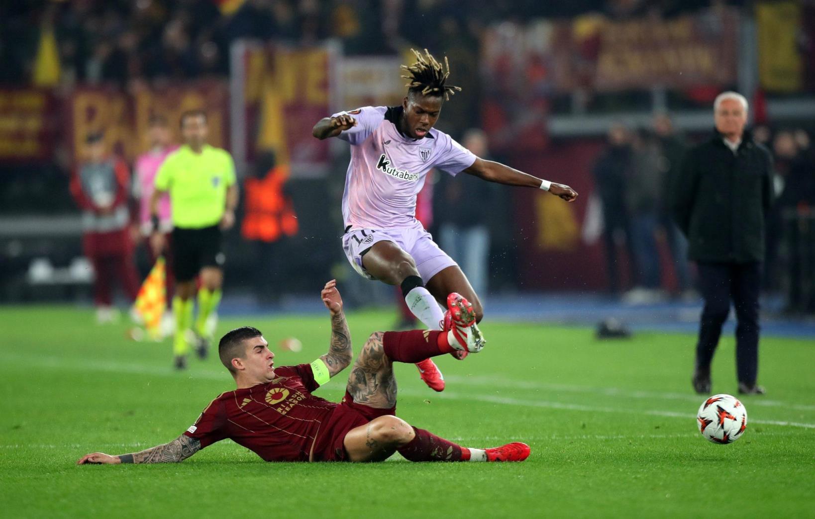 每體：畢包更傾向?qū)⒛峥?威廉斯賣給拜仁而非巴薩