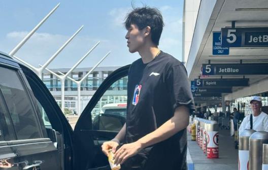 楊瀚森赴美試訓(xùn)26天 賠率最高被太陽選中