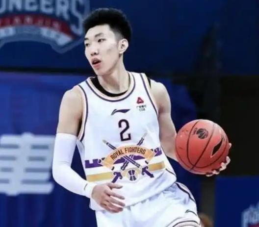 北控強勢出擊！簽定頂級后衛(wèi)，鋒線鎖定鄒陽，若成功沖擊總決賽！
