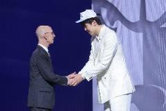 楊瀚森16順位入選！袁方鼓勵：別人怎么看都不重要，加油少年