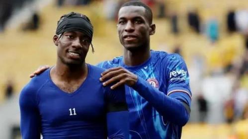 切爾西非賣品為帕爾默和凱塞多，不會(huì)強(qiáng)迫雅克松和馬杜埃凱離隊(duì)