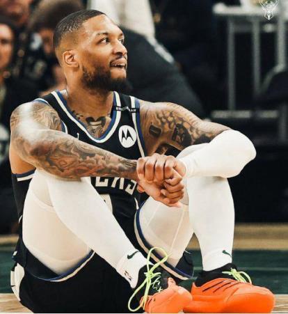 雄鹿用延伸條款裁掉利拉德 促成特納簽約