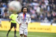 羅馬諾：森林與里昂達(dá)成馬利克-福法納協(xié)議，球員等待歐冠球隊(duì)確認(rèn)