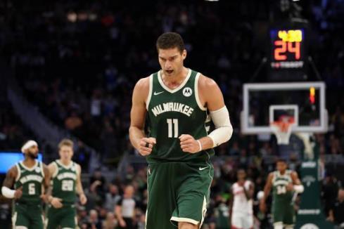 快船簽前雄鹿內(nèi)線老將，這筆交易到底值不值得？