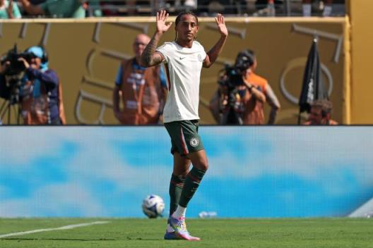 本屆世俱杯28球來(lái)自禁區(qū)外遠(yuǎn)射，拜仁4球居首，藍(lán)軍曼城各貢獻(xiàn)3球