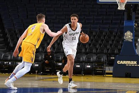 馬刺樂透秀表現(xiàn)低迷，連續(xù)兩場(chǎng)缺乏競(jìng)爭(zhēng)力？