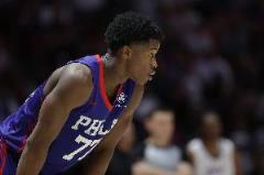 76人新秀VJ-埃奇庫姆左手拇指扭傷將缺席賭城夏聯(lián)首戰(zhàn)