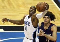 厄爾-克拉克：霍華德落選歷史75大不可思議 他應(yīng)入選歷史100大