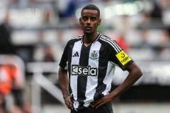 記者追問紐卡：為何拒絕談?wù)撘了_克訓(xùn)練狀況？