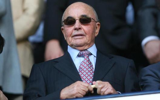 電訊報(bào)：劉易斯家族成員將現(xiàn)場(chǎng)觀戰(zhàn)熱刺對(duì)陣西漢姆聯(lián)