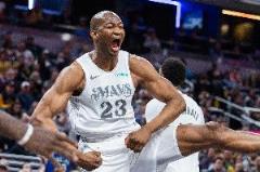 凱-瓊斯飛天炸扣展現(xiàn)驚人天賦，5投全中砍13分9板正負(fù)+11