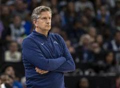 芬奇：球隊今晚注意力不集中，整場比賽表現(xiàn)失常