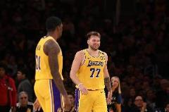 湖人能否恢復(fù)之前的防守水準(zhǔn)？電風(fēng)扇：當(dāng)然可以，我們已經(jīng)證明過自己。