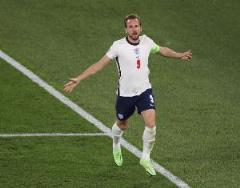 世歐預(yù)歷史射手榜：C羅36球領(lǐng)跑，萊萬31球緊隨其后，凱恩19球與伊布并列第五