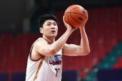 趙柏清首節(jié)高效砍下10分，得分上雙亮眼表現(xiàn)