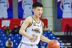 王嵐嵚半場4記三分球狂砍12分展現出色狀態(tài)