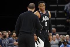 海蘭德：盧指導(dǎo)只讓威少打10分鐘，威少回應(yīng)要穿歷史75大夾克給他看