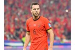 塞鳥發(fā)文慶國足首秀：7萬人現(xiàn)場太震撼 中國隊球迷最棒