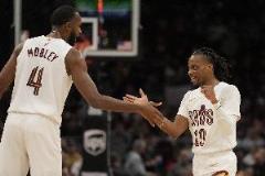 騎士隊(duì)本季客場(chǎng)勝場(chǎng)數(shù)達(dá)28場(chǎng)，創(chuàng)隊(duì)史新高