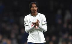 斯賓塞怒斥孔蒂毀掉自己信心：無(wú)論我怎么做他都不滿意