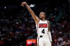 杰倫-格林17中13轟32分11板4助2斷，春日之戰(zhàn)風(fēng)雪難阻其爆發(fā)