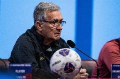 黃健翔質(zhì)疑國(guó)足首發(fā)安排：為何不上塞爾吉尼奧？