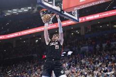 克林根高效表現(xiàn)：10投6中三分3中2砍下18分12板3帽