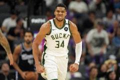 馬龍：字母哥出戰(zhàn)我緊張，不出戰(zhàn)我更緊張 缺兵少將的球隊(duì)更拼