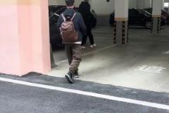 年薪250萬(wàn)，任駿飛換了輛新保時(shí)捷來(lái)上班