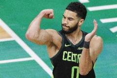 史蒂文斯：塔圖姆想上場，但我們需要他完全康復