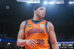 洛夫頓停賽5萬(wàn)罰款引爭(zhēng)議：處罰是否過輕？