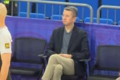 林葳首秀同曦迎戰(zhàn)四川 男籃主帥郭士強現(xiàn)場助陣