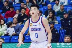 段冉：山西上半場(chǎng)防守問(wèn)題突出 天津三人打滿或與錫伯杜有關(guān)