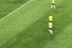 實(shí)拍：塞鳥能在短時(shí)間內(nèi)調(diào)整出射門空間，這就是別的隊(duì)員做不到的