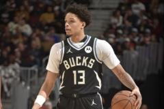 里弗斯稱(chēng)贊羅林斯表現(xiàn)出色，9中7砍下17分展現(xiàn)沖擊力