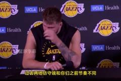 瞧給孩子累的，瘦了一圈，手臂肌肉線條不錯！