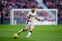 奧薩蘇納中場全面被巴薩壓制，球隊心態(tài)亟需調(diào)整