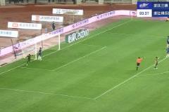 門將送禮！邵鏷亮撞倒隊(duì)友送空門，布彭扎輕松破門