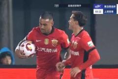 進(jìn)球大戰(zhàn)！萊昂納多83分鐘絕殺，19歲李新翔1射2傳震撼全場(chǎng)！