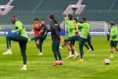 國(guó)安國(guó)腳張玉寧、塞鳥(niǎo)、曹永競(jìng)參加訓(xùn)練，林良銘缺席