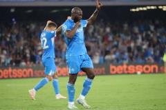 盧卡庫(kù)：孔蒂對(duì)我更嚴(yán)厲卻更公平，我永遠(yuǎn)感激他